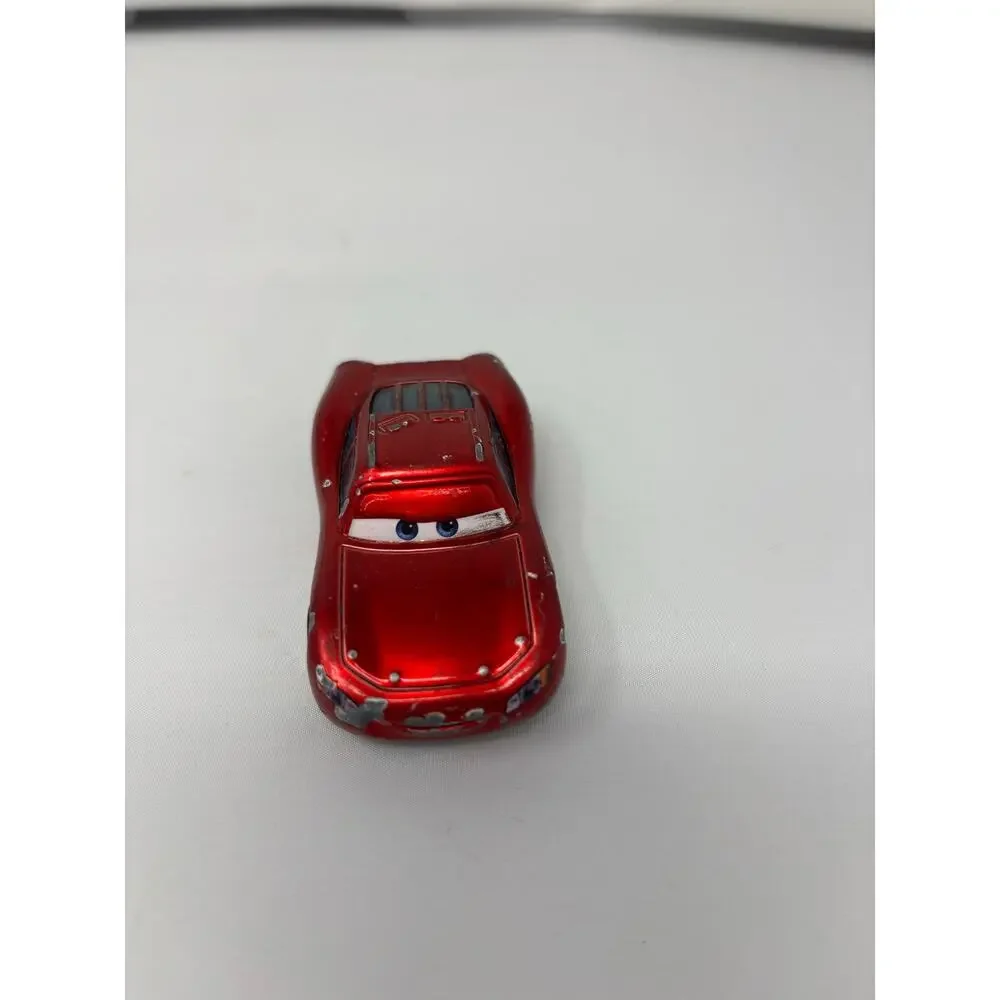 Lot 4 Disney Pixar cars